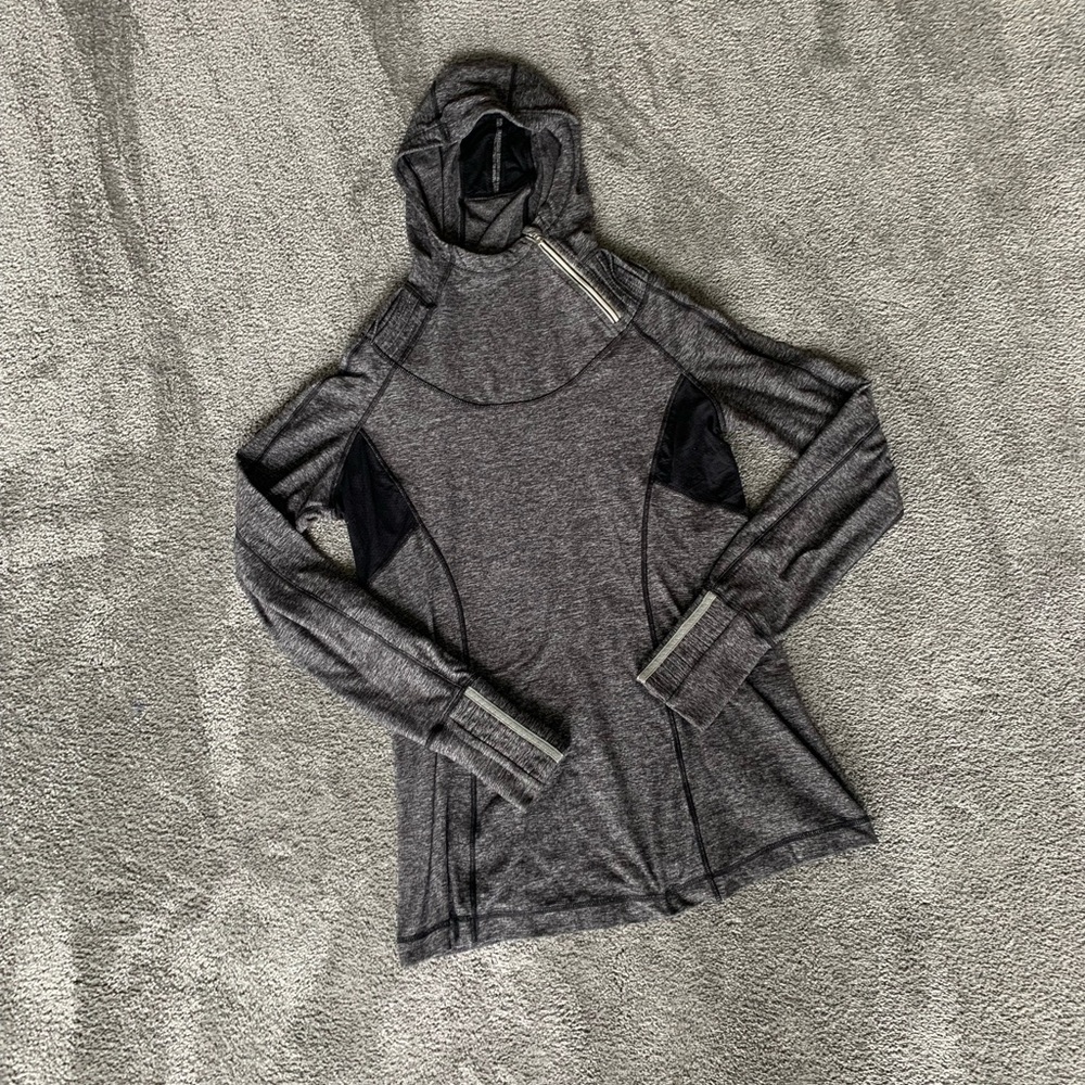 LuluLemon Star Runner Hooded Long Sleeve